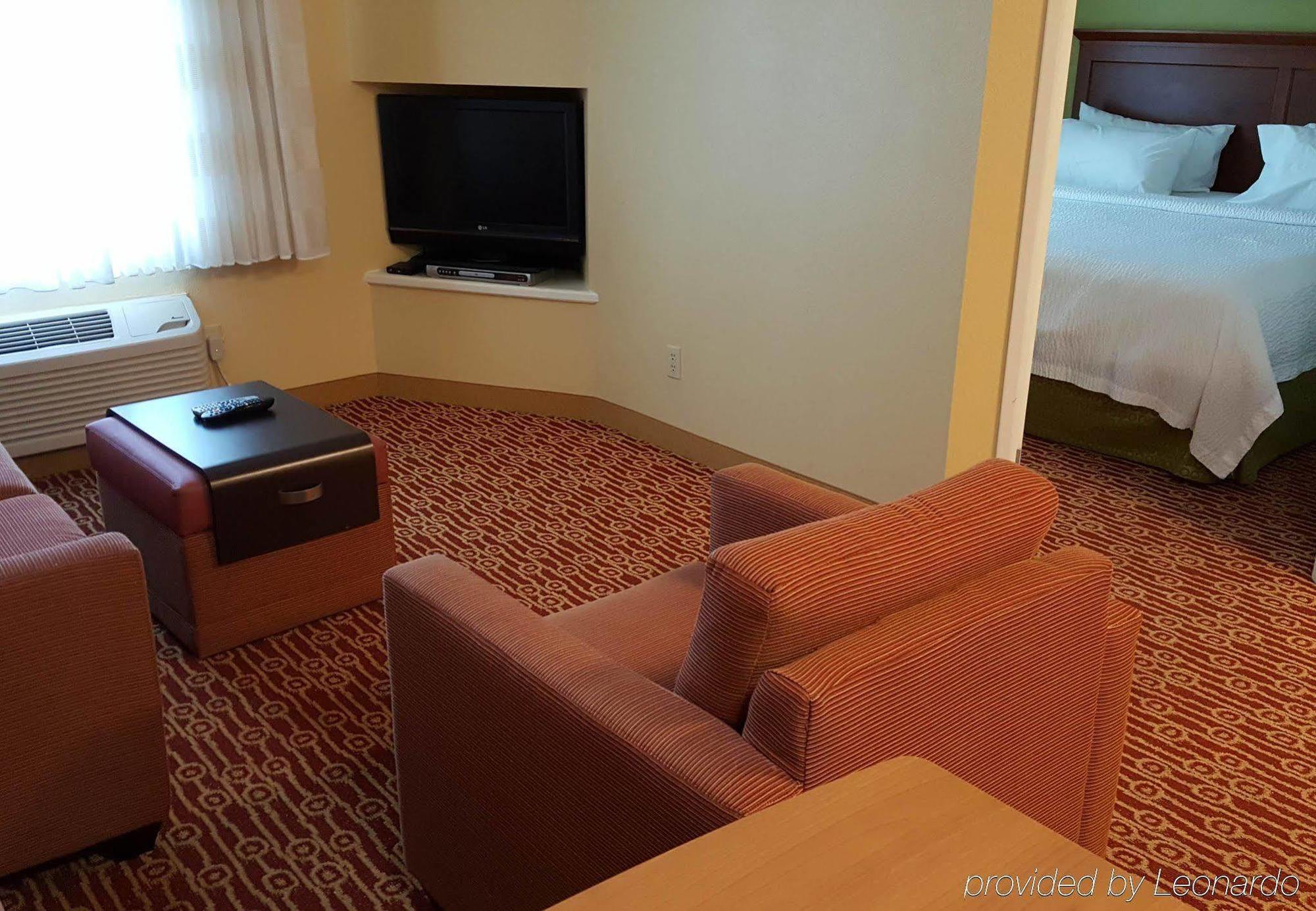 Towneplace 3*